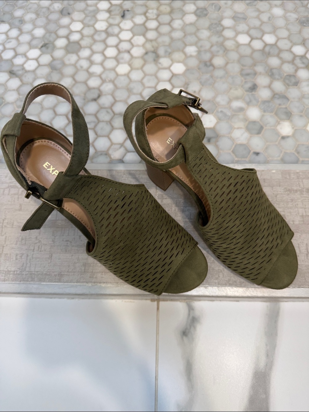 Express Olive Green Open-Toe Block Heel Sandals